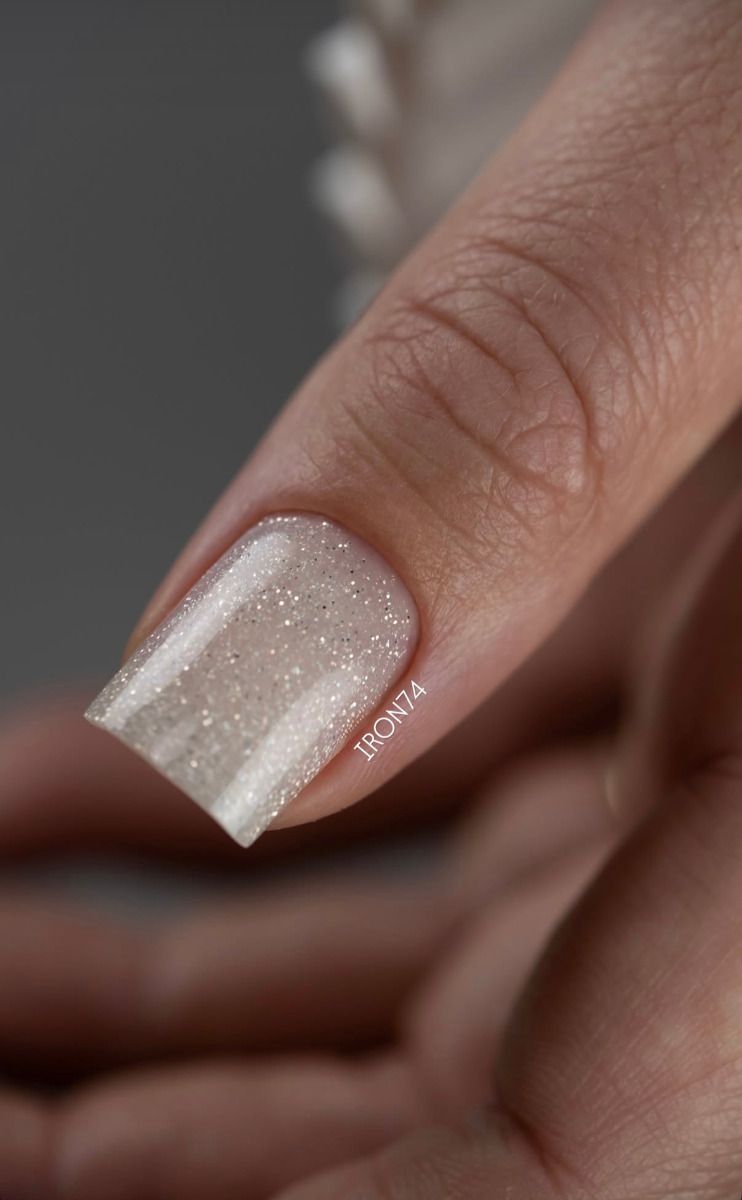 Anole Iron Builder Gel 74 Winter White