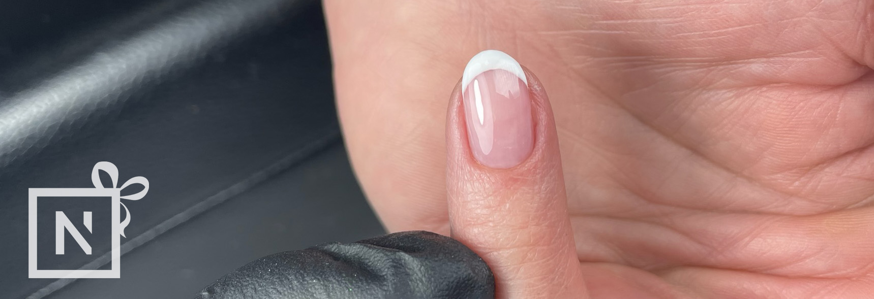 French Manicure Gellak zetten